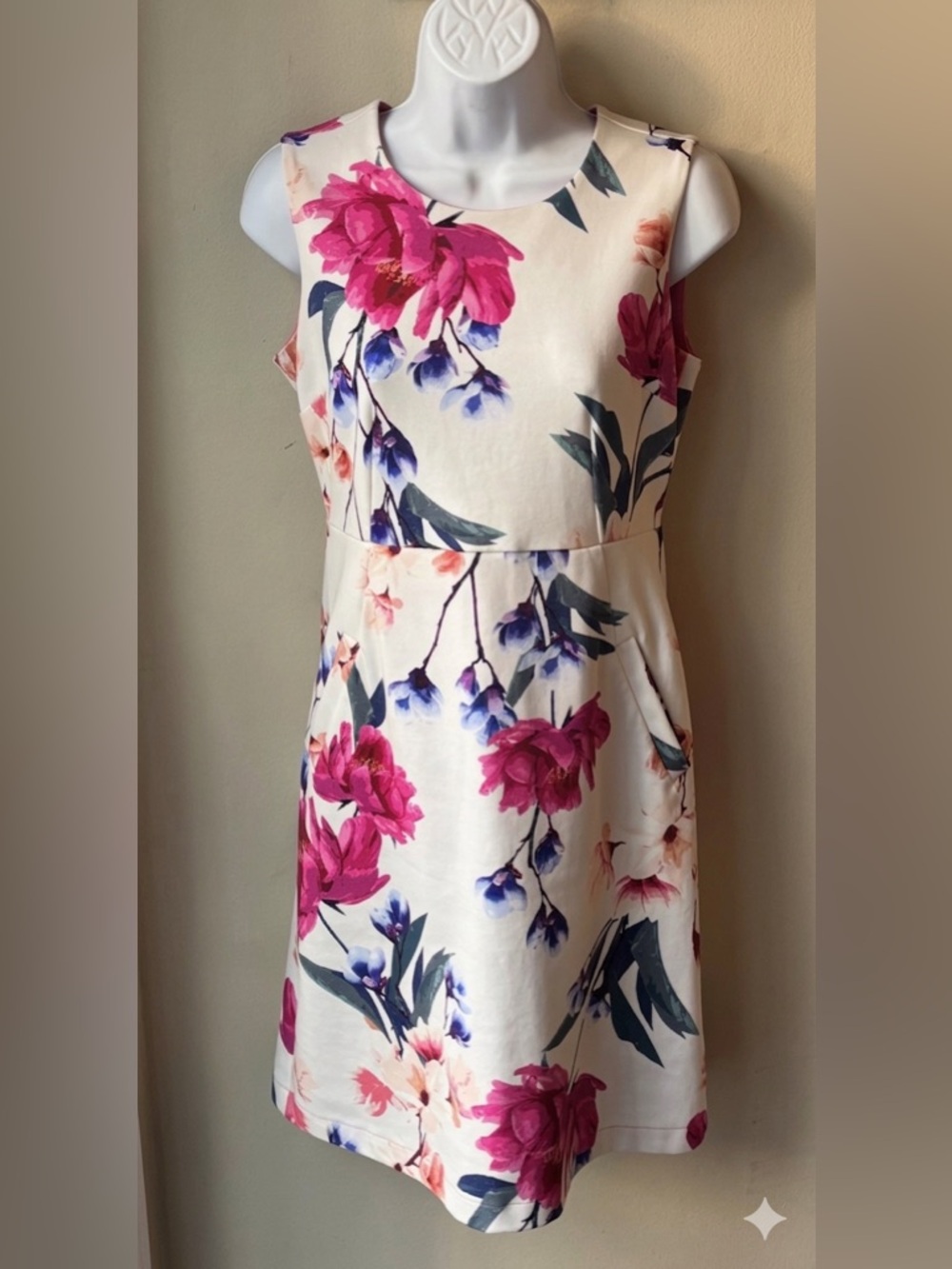 Lands' End Floral Sheath Dress with Pockets | Size 2P - Picture 2 of 13